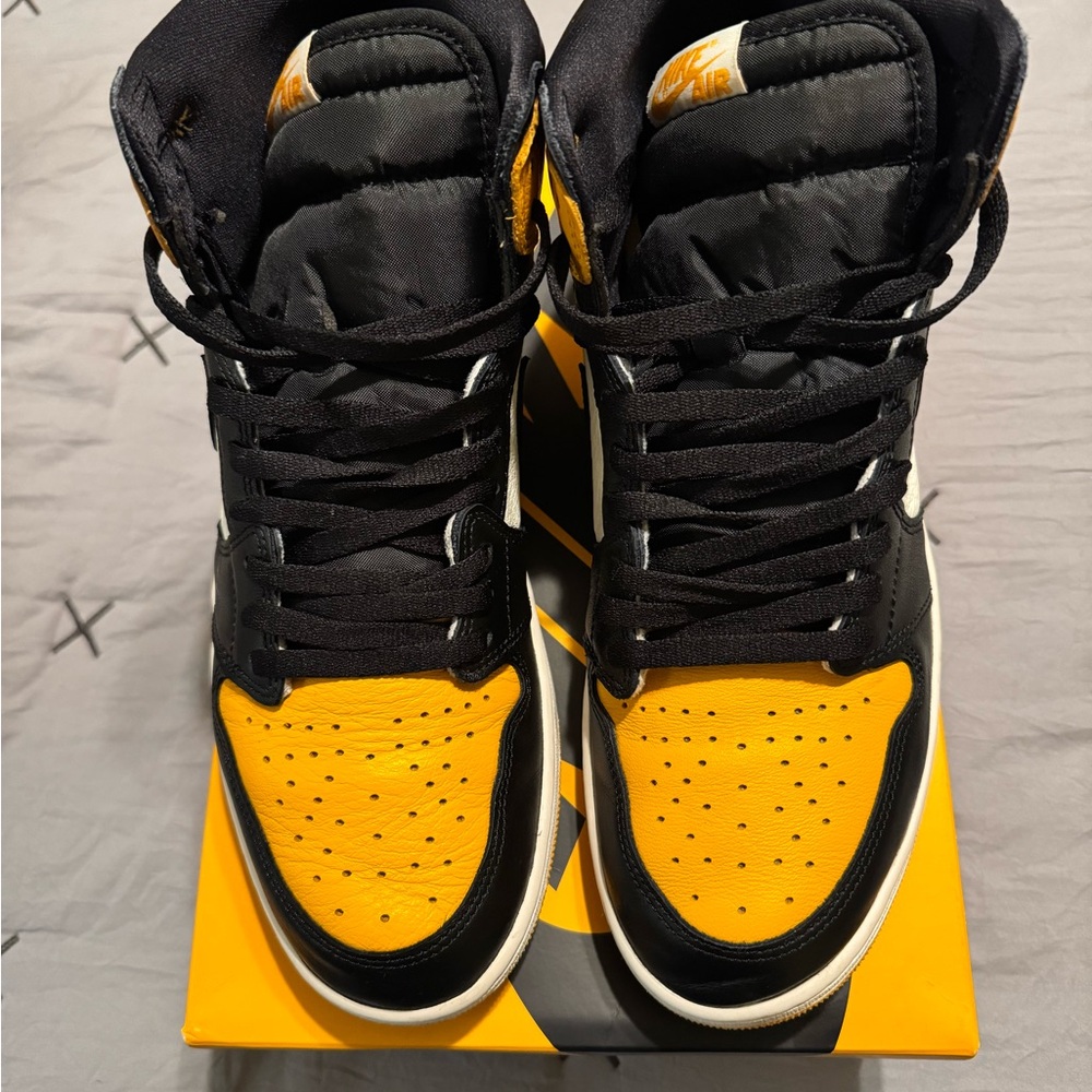 Nike Air Jordan 1 Taxi